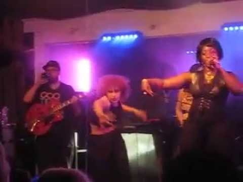 Aurelia Dey & Hot This Year Band-Fokusera Live@Öland Roots 2015-07-11