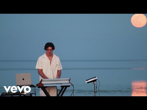 Forester - Pieces ft. Leo Stannard (Live Performance)