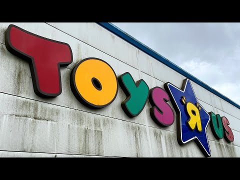ABANDONED Toys R Us - Milton Keynes | What Did I Buy From The LEGO Store?