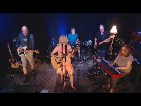 39 Days Of July - Day 34  (Beverley McKeen / Jim Byrnes)