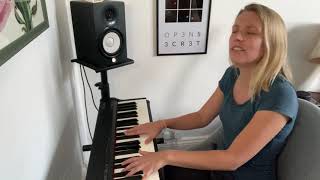 Know Me In The Dark - Hannah Scott