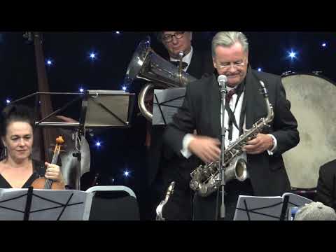 36 Music of the German Weimar Republic - Mike Durham’s Classic Jazz Party at Whitley Bay 2019