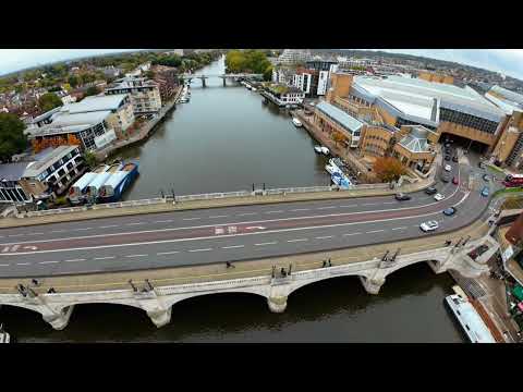 River Thames, Molesey, Hampton Court Palace flight