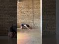 Looking for a quick beginner Flow to practice? Follow along with #AnimalFlow Master Instructor Rosh!