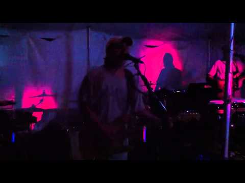 Flipper Dave - I Don't Mind Live @ Crispy Fest 2012