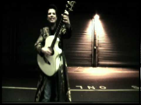 Kenan Doğulu - Susma (Official Video)