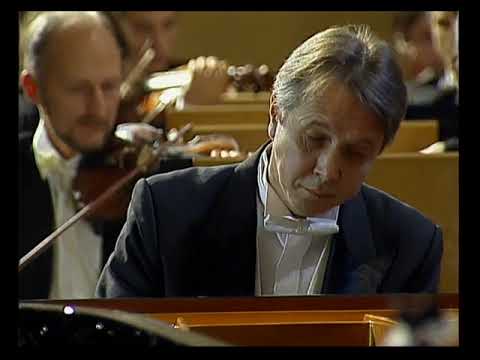 Mikhail Pletnev Plays Chopin Concerto For Piano And Orchestra No. 1 In E Minor, Op. 11