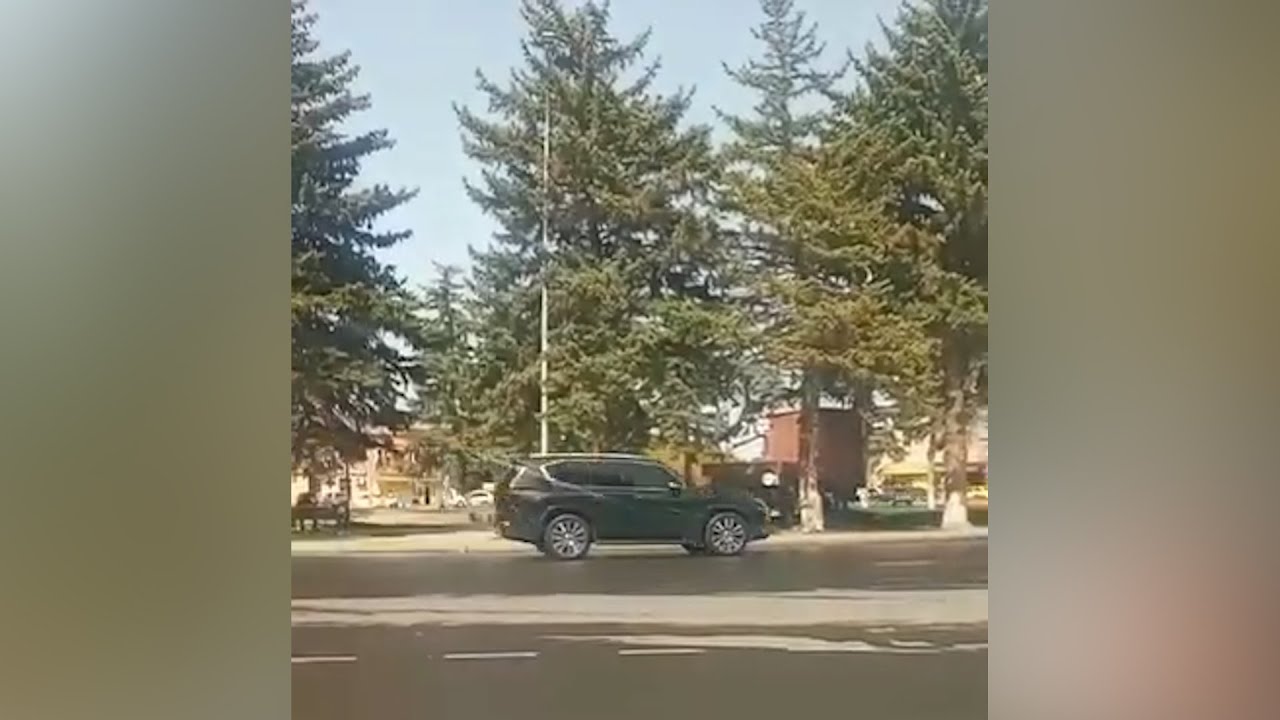 Աննա Հակոբյանին սպասարկող մեքենաներն արդեն Գյումրիում են