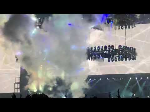 Twenty One Pilots - car radio (Live) Amsterdam 12-03-19