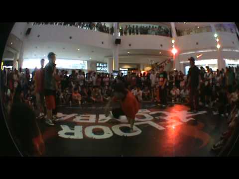12  Floor Combat 2009 Bboy 3 vs 3 Battle - Day 2 Funky Strawberry vs Ksc