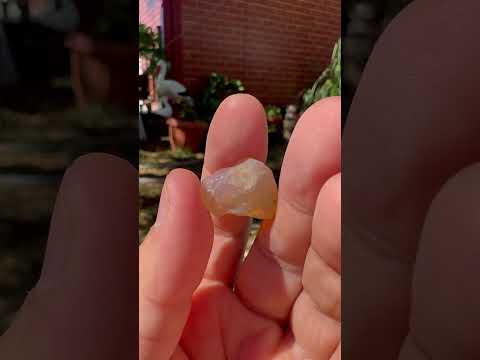 Opal Etiopian de Foc, brut, E31