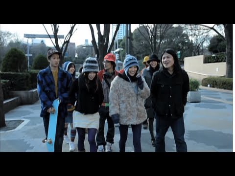 「Life Is Party」 のサムネイル