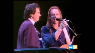 Sting con Peter Gabriel - Ellas danzan solas