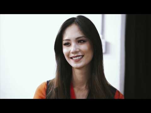 download lagu mp3 mp4 Elena Sui, download lagu Elena Sui gratis, unduh video klip Elena Sui