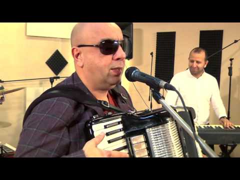 Нено Илиев-Празничен микс 2015