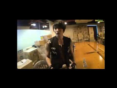 111216 Behind The Show - Taken Self-cam