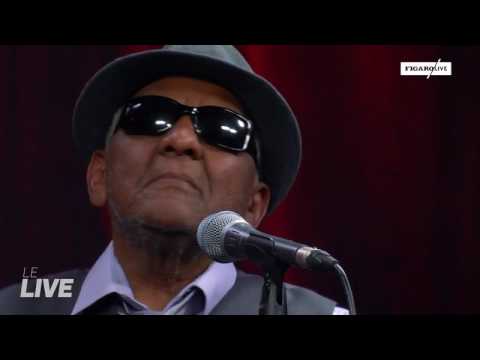 Girma Bèyènè et Akalé Wubé - « Enken Yèlélèbesh »