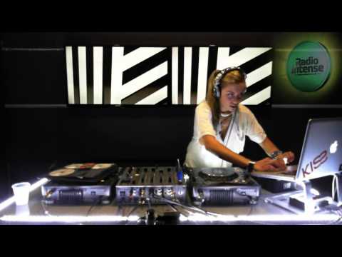 Live @ Radio Intense 16.05.2013 - Sonya (Playstation Live 002)