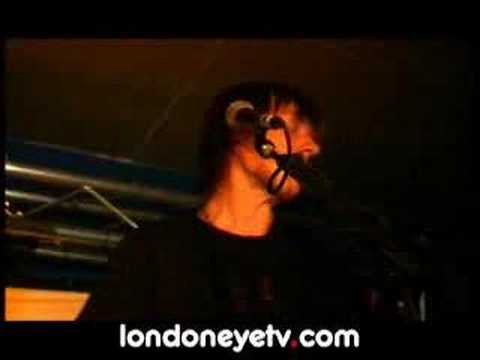 Tomek Lipinski -Nie idz w tamta strone - Live Londyn 2007