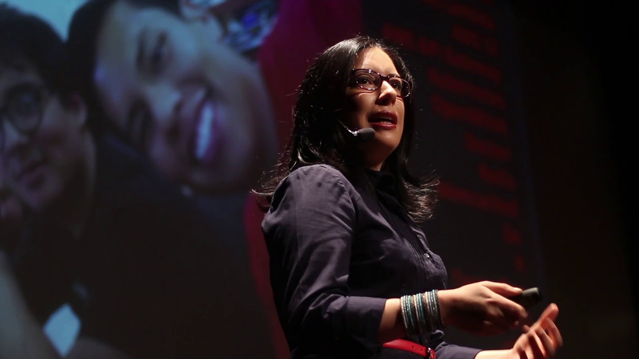 La importancia de la investigación de calidad en la formación... | Cristina Abad | TEDxPeñas