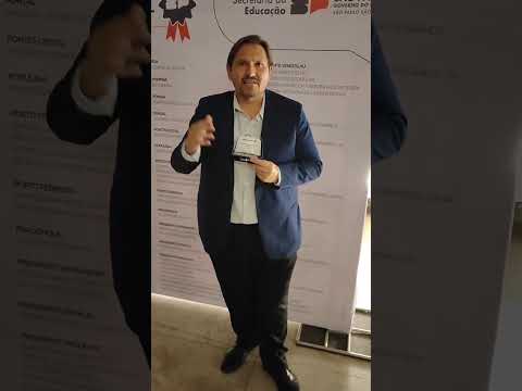 POPULINA GANHA DESTAQUE NO ESTADO: DR. JOÃO CÉSAR RECEBE PRÊMIO DE EXCELÊNCIA EM EDUCAÇÃO
