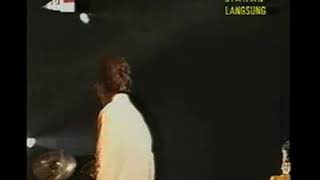 Download lagu FAVOURITE'S GROUP SITI AISYAH - Live Konser Musisi Legendaris Indonesia 1996 mp3