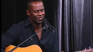 Brian McKnight Performance &quot;Sweeter&quot;