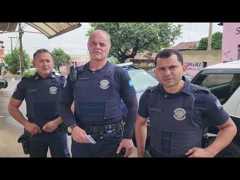 Vídeo: Adolescentes são flagrados vendendo drogas em espaço de feira no NS das Dores em Limeira