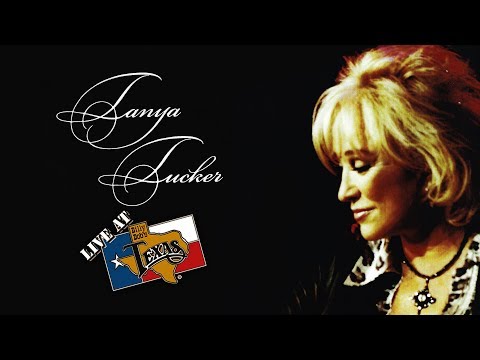 Tanya Tucker - Two Sparrows In A Hurricane [OFFICIAL LIVE VIDEO]