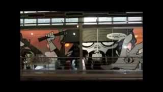 Gorillaz - We Are Happy Landfill (Visual Oficial)