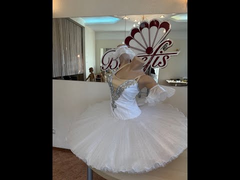 BALLET COSTUME P 0480 - video 2