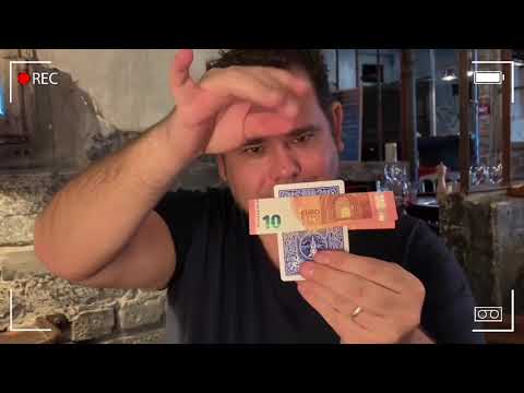 Voir la vidéo Melt Card Red - Michael Chatelain
