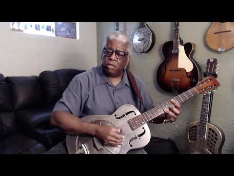 🎸 Blues Chronicles #9 - Son House - Guitar History Lesson - Reverend Robert Jones