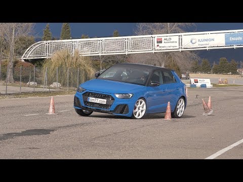 Audi A1 Sportback 2019 – Maniobra de esquiva (moose test) y eslalon | km77.com