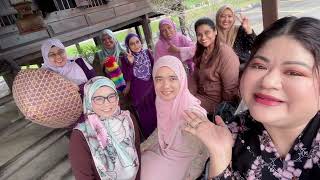 Download lagu Warna- Warni Aidilfitri versi karaoke oleh Jabatan Pengajian Am Politeknik Port Dickson Tahun 2023 mp3