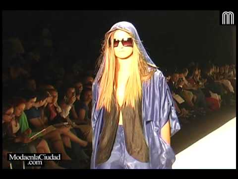 Colombiamoda 2011 (Parte 47 de 63) - Desfile Jorge Duque - www.ModaenlaCiudad.com
