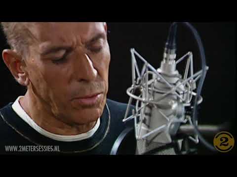 John Cale - I Keep a Close Watch (Live on 2 Meter Sessions)