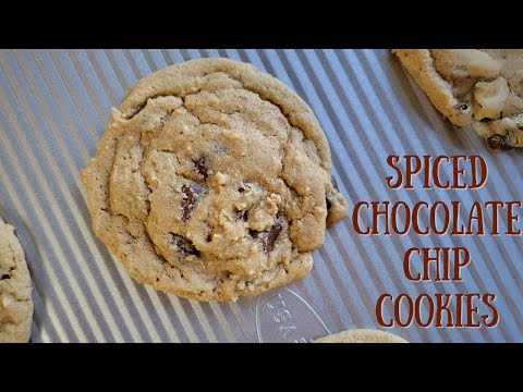 Vintage Recipe: Spiced Chocolate Chip Cookies // Holiday Cookie Series #5