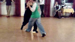 Michelle Marsidi y Joachim Dietiker - Tango class demo - Back sacada combinations