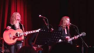 SHELBY Lynne & ALLISON Moorer "Lungs" song by Townes Van Zandt  ( Nashville, 1 September 2017)