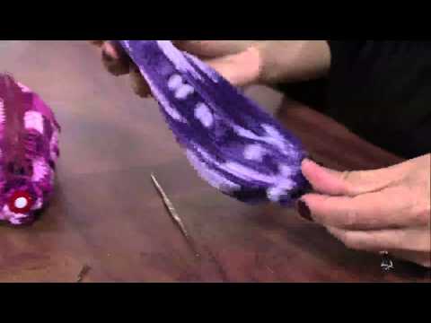 Mulher.com 06/03/2013 Jaqueline Fonseca - Estojo de crochê  parte 2