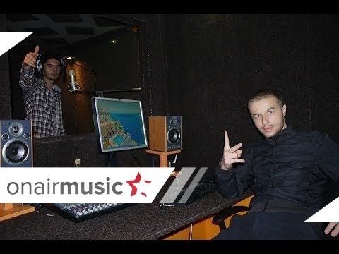 Extral & Edisonn - Rollin (Official Lyric)