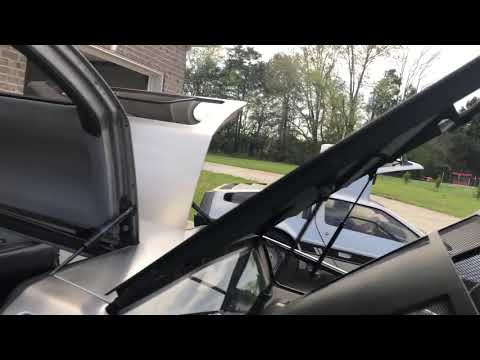 DeLorean DMC-12 sports exhaust