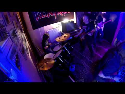 Drocsa Boti & Kontrax at Auld cut M.C Party- Part 1( Linkin Park, Europe Crematory , Disturbed)