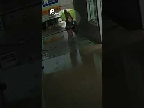 Cachorro é levado por vento durante passagem de tornado no Paraná