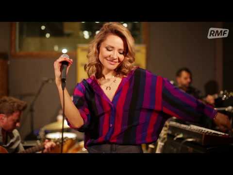 Ania Karwan - Głupcy (Poplista Plus Live Sessions)