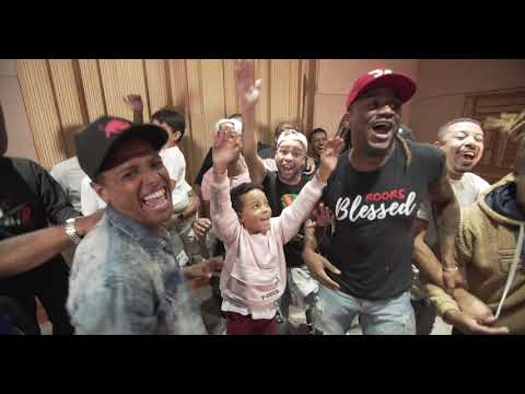 PAGODE DOS MENINOS - NOS PAGODES DA VIDA (CLIPE OFICIAL)