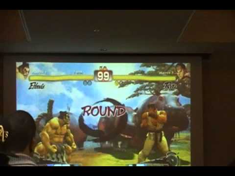 Norcal Regionals 8 SSF4 3V3 Team Tournament- Mike Ross (Honda) vs Daigo Umehara (Ryu)