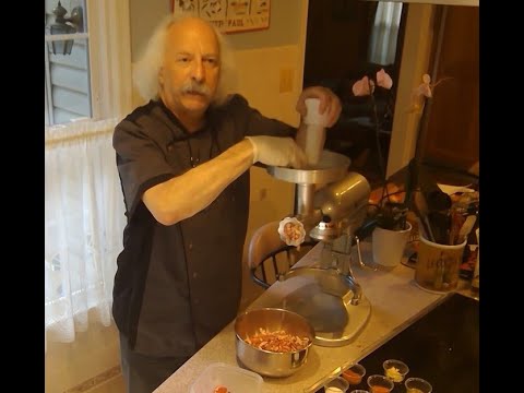 Episode 186 - Tips & Techniques for Grinding Meat & Stuffing Sausage