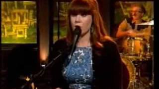 Kate Nash - Foundations  (Live on Late Night TV 2008)